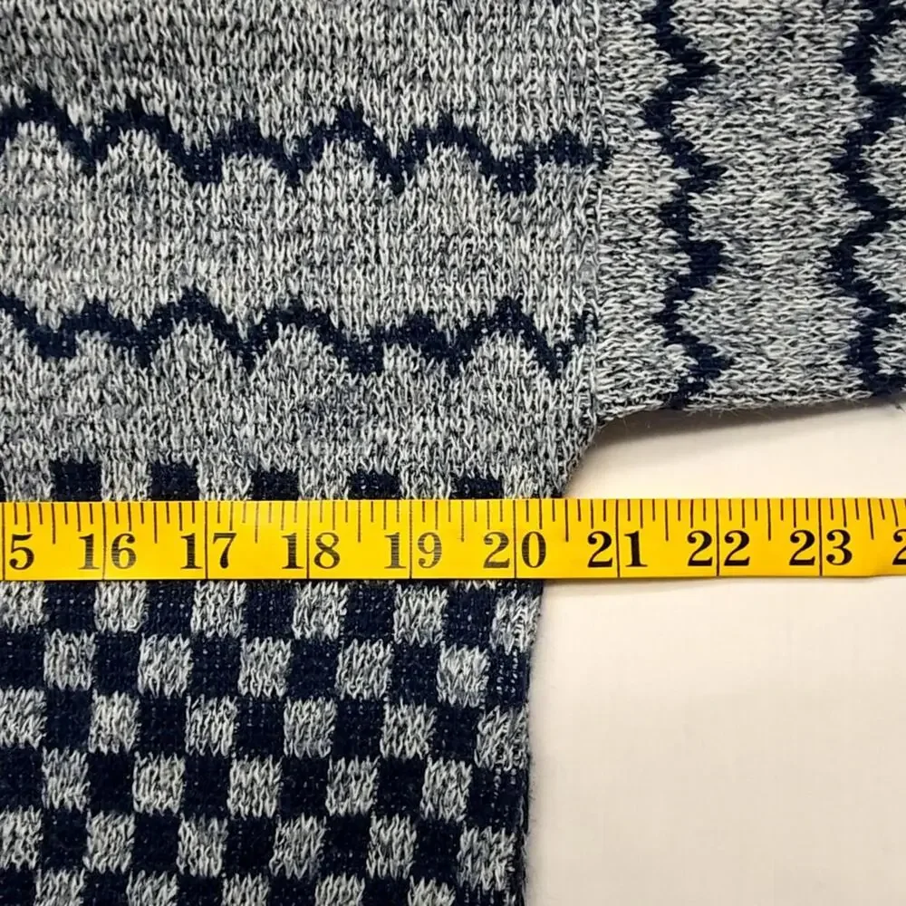Vintage Checkered Pattern Sweater Campus Gray Blue Knit Mens Small 80s